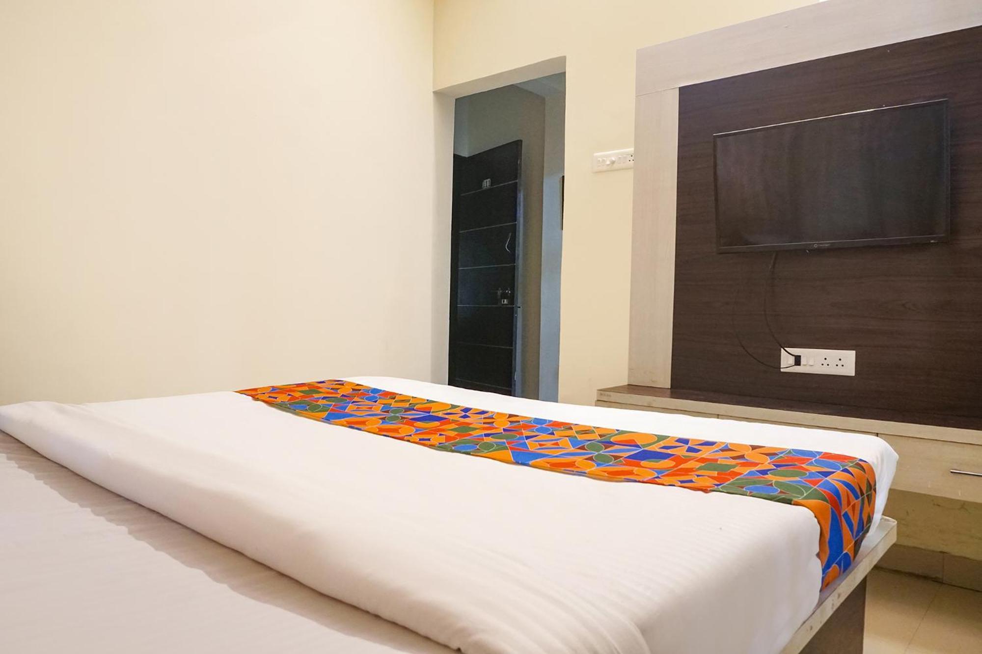 Fabhotel The Guest House Poona Buitenkant foto
